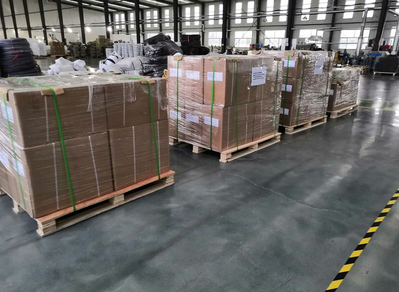 Hangzhou Paishun Rubber &amp; Plastic Co., Ltd línea de producción de fábrica