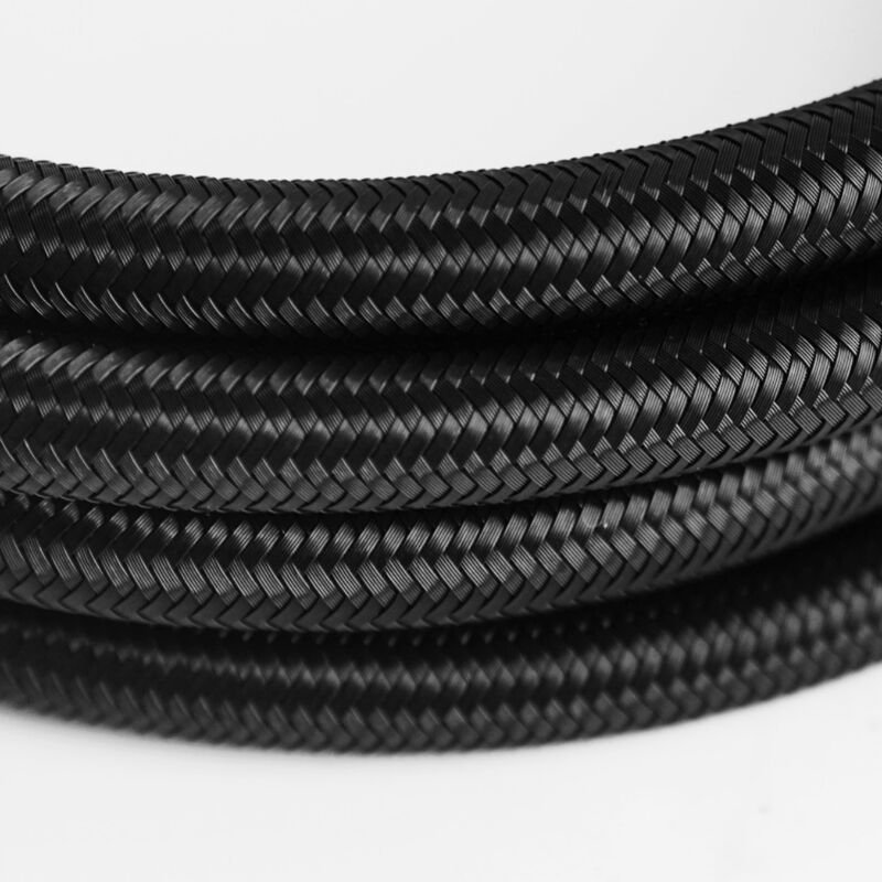 Manguera de combustible NBR flexible de alto rendimiento: nailon negro trenzado, resistente al aceite, servicio de corte gratuito para sistemas hidráulicos industriales